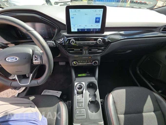2025 Ford Escape ST-Line - miniatura 7