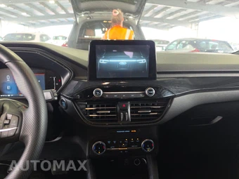 2025 Ford Escape ST-Line - miniatura 17