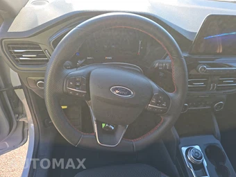 2025 Ford Escape ST-Line - miniatura 10