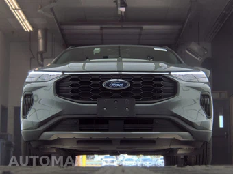2025 Ford Escape ST-Line - miniatura 3