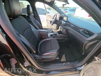 2025 Ford Escape ST-Line - miniatura 8