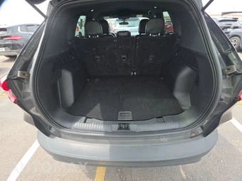 2025 Ford Escape ST-Line - miniatura 17