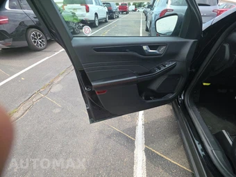 2025 Ford Escape ST-Line - miniatura 9