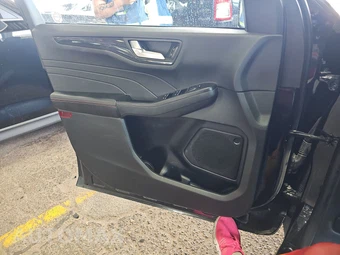 2025 Ford Escape ST-Line - miniatura 9