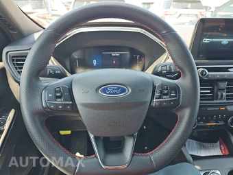 2025 Ford Escape ST-Line - miniatura 10