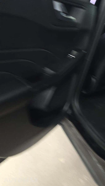 2025 Ford Escape ST-Line - miniatura 20
