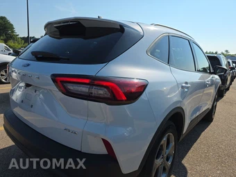 2025 Ford Escape ST-Line - miniatura 4