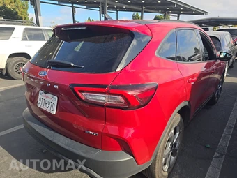2025 Ford Escape ST-Line - miniatura 4
