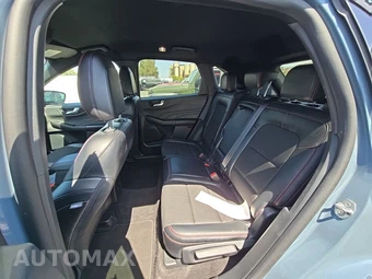 2025 Ford Escape ST-Line – miniatura 13