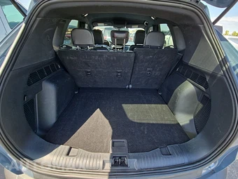 2025 Ford Escape ST-Line – miniatura 17