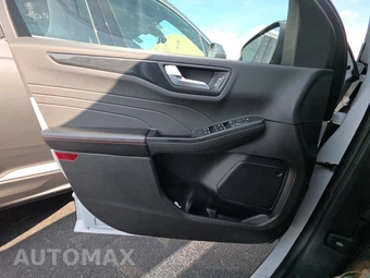 2025 Ford Escape ST-Line - miniatura 15