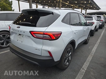 2025 Ford Escape ST-Line - miniatura 4