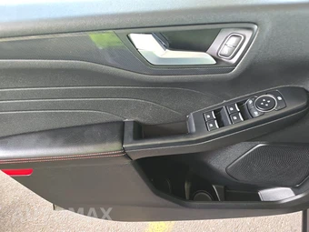 2025 Ford Escape ST-Line Select - miniatura 15