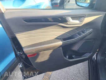 2025 Ford Escape ST-Line Select – miniatura 9