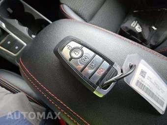 2025 Ford Escape ST-Line Select - miniatura 8