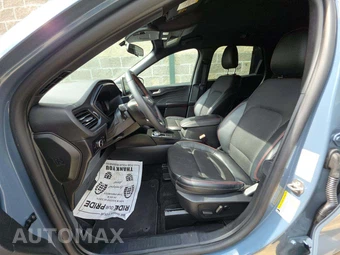 2025 Ford Escape ST-Line Select - miniatura 4