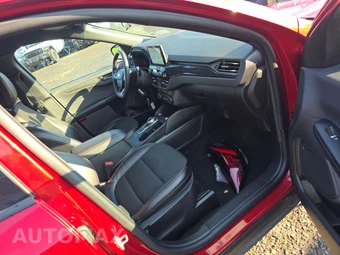 2025 Ford Escape ST-Line Select - miniatura 8