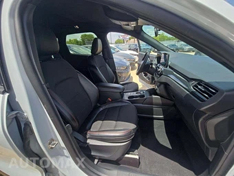 2025 Ford Escape ST-Line Select - miniatura 18