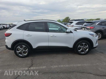 2025 Ford Escape ST-Line Select - miniatura 4