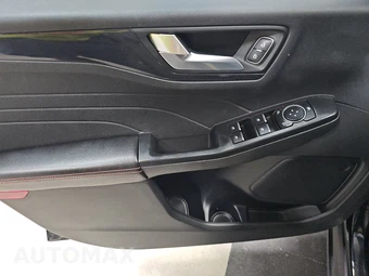 2025 Ford Escape ST-Line Select – miniatura 9