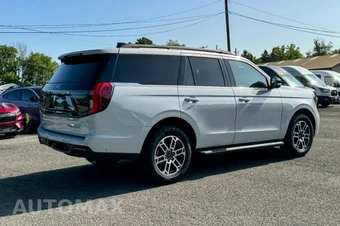 2025 Ford Expedition Active - miniatura 3