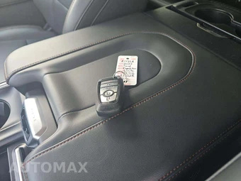 2025 Ford Expedition Active - miniatura 8