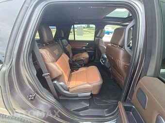 2025 Ford Expedition King Ranch - miniatura 14