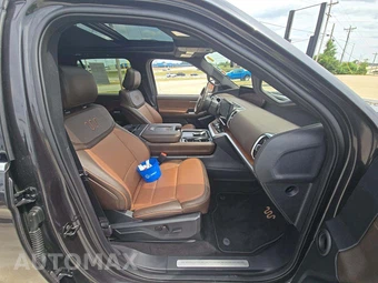 2025 Ford Expedition King Ranch - miniatura 16