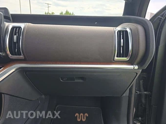 2025 Ford Expedition King Ranch - miniatura 17