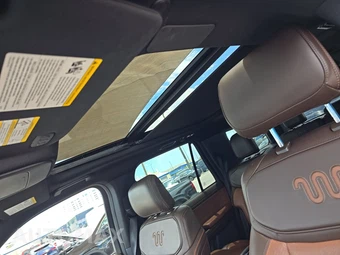2025 Ford Expedition King Ranch - miniatura 18