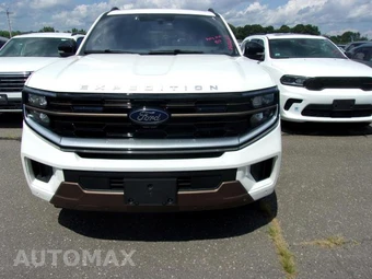 2025 Ford Expedition King Ranch - miniatura 10