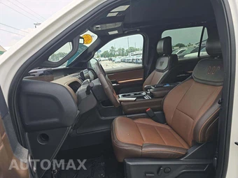 2025 Ford Expedition King Ranch - miniatura 3