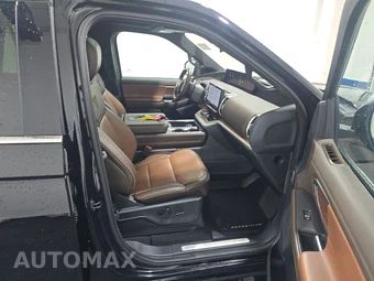 2025 Ford Expedition King Ranch - miniatura 8