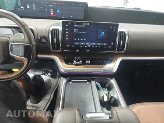 2025 Ford Expedition King Ranch - miniatura 11