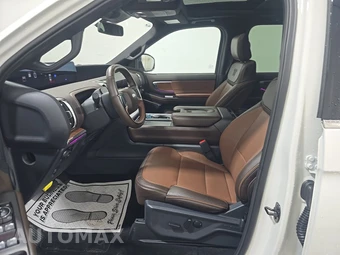 2025 Ford Expedition King Ranch - miniatura 7
