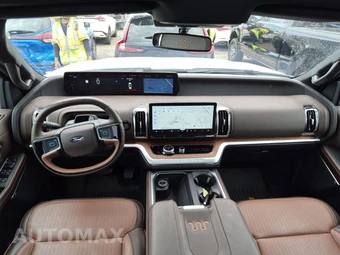 2025 Ford Expedition King Ranch - miniatura 8