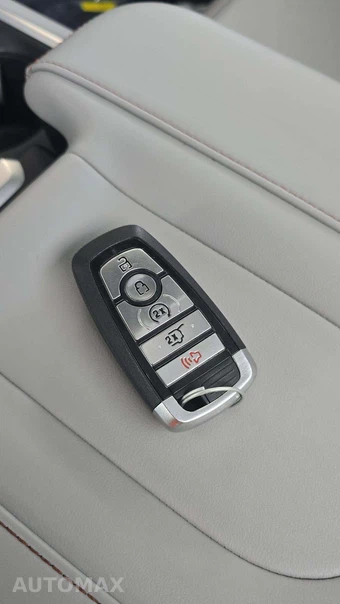 2025 Ford Expedition MAX Active - miniatura 12