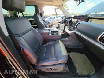 2025 Ford Expedition MAX Active - miniatura 8
