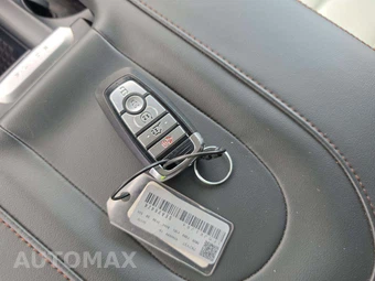 2025 Ford Expedition MAX Active - miniatura 8
