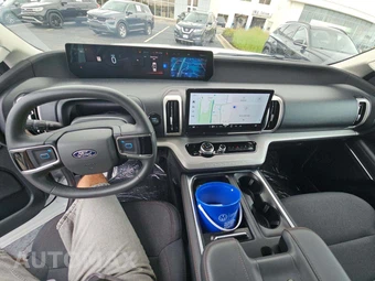 2025 Ford Expedition MAX Active - miniatura 10