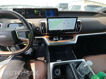 2025 Ford Expedition MAX King Ranch - miniatura 11