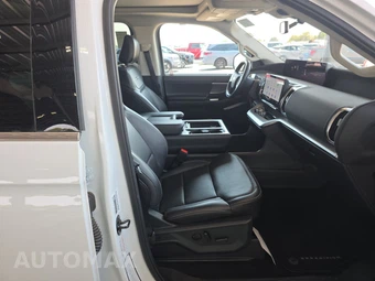 2025 Ford Expedition MAX Platinum - miniatura 8