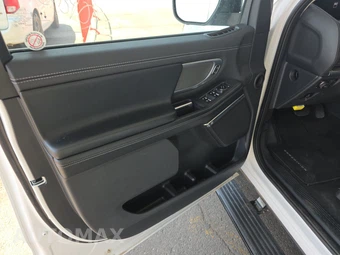 2025 Ford Expedition MAX Platinum - miniatura 9