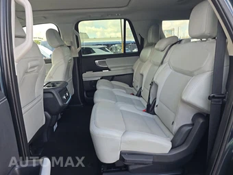 2025 Ford Expedition MAX Platinum - miniatura 13