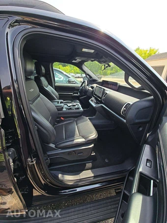 2025 Ford Expedition MAX Platinum - miniatura 19