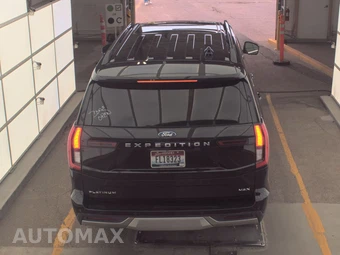 2025 Ford Expedition MAX Platinum - miniatura 5