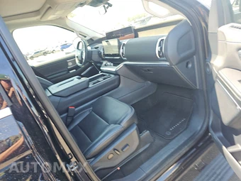 2025 Ford Expedition MAX Platinum - miniatura 8