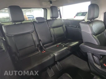 2025 Ford Expedition MAX Platinum - miniatura 14