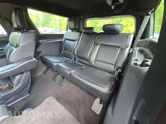 2025 Ford Expedition MAX Platinum - miniatura 11