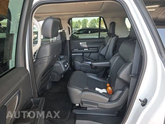 2025 Ford Expedition MAX Platinum - miniatura 13